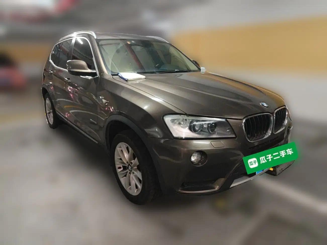 BMW X3 US-spec 2.0 automatic gasoline 5-seater — миниатюра 3