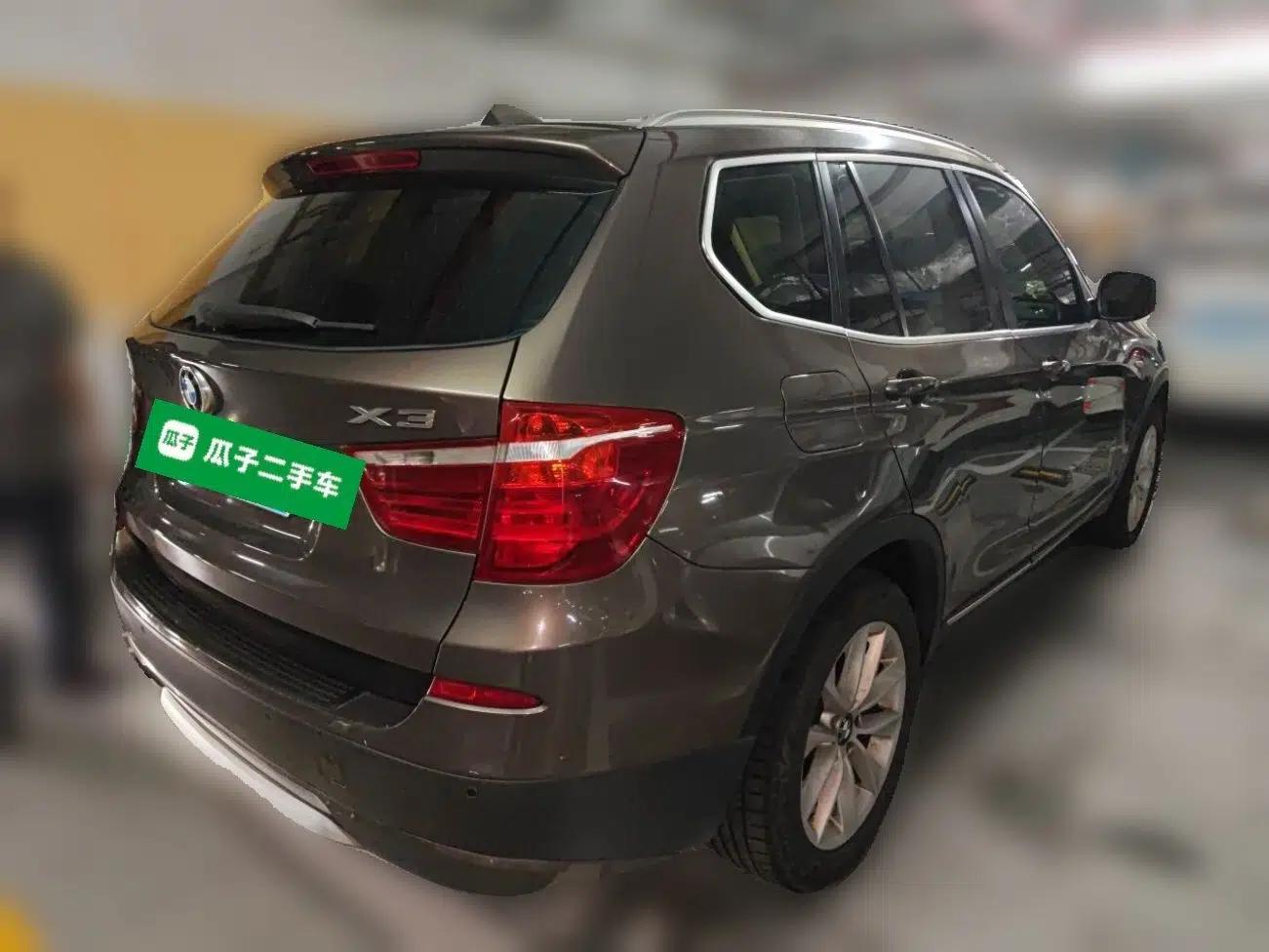 BMW X3 US-spec 2.0 automatic gasoline 5-seater — миниатюра 6