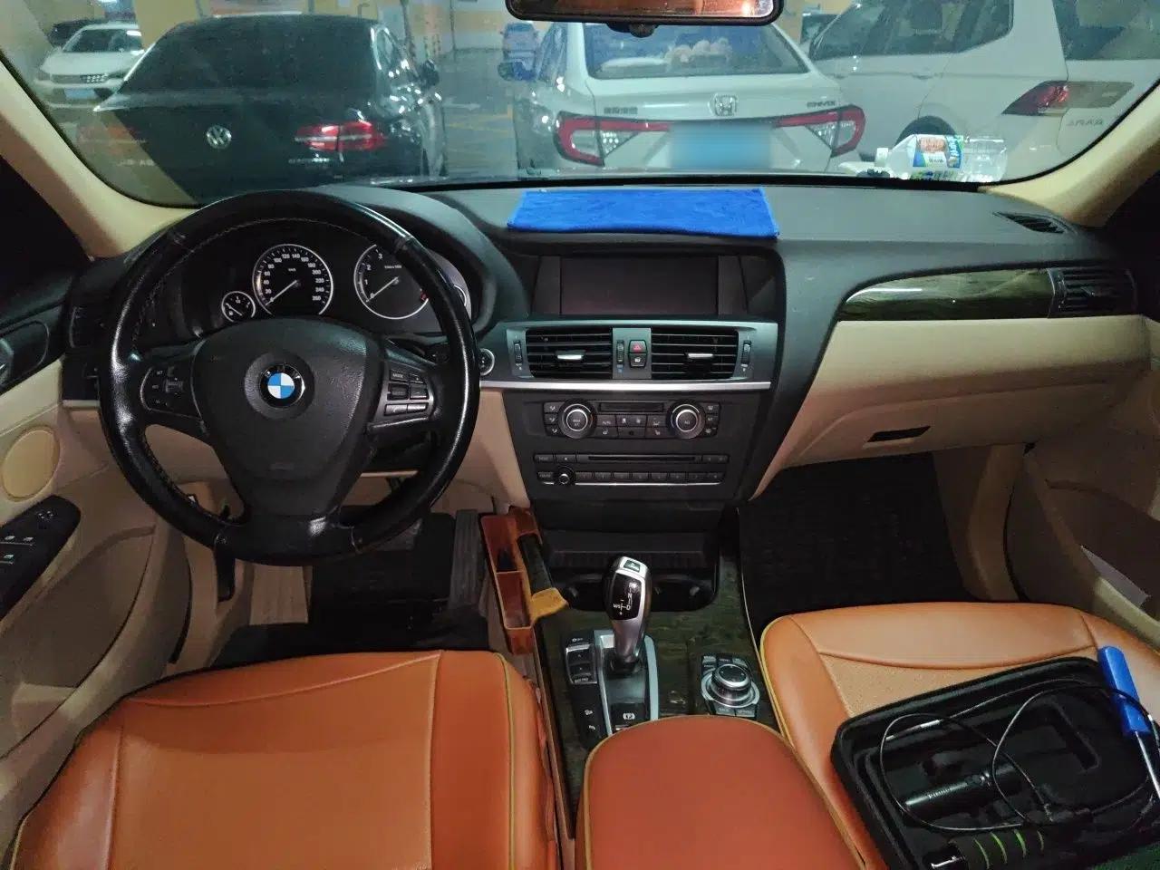 BMW X3 US-spec 2.0 automatic gasoline 5-seater — миниатюра 9
