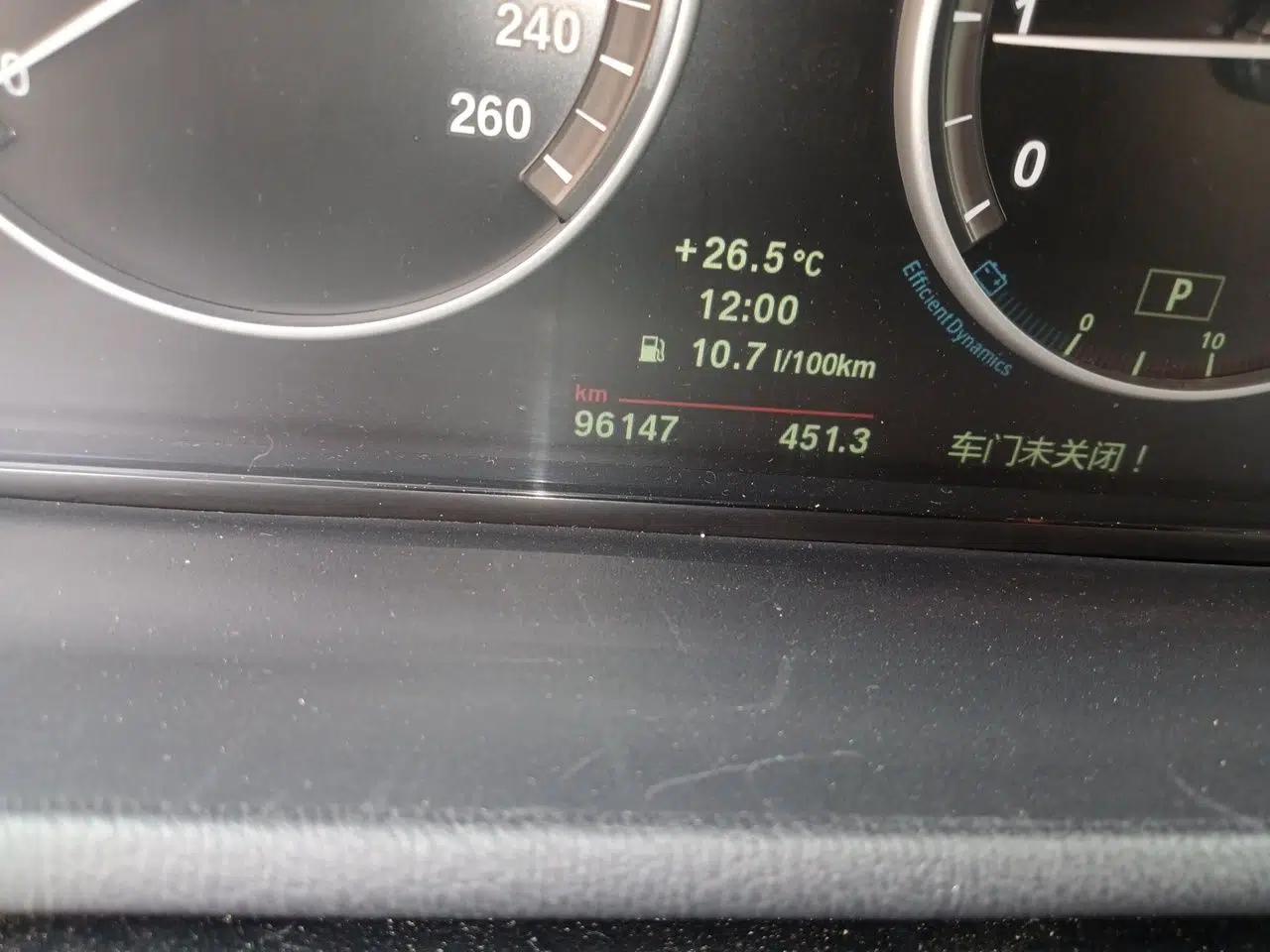 BMW X3 2012 xDrive28i Leading Model — миниатюра 12