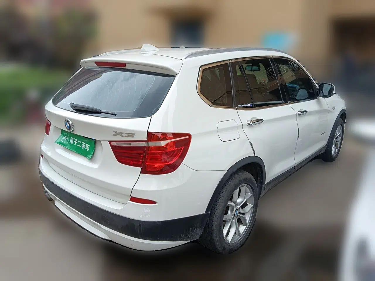 BMW X3 2012 xDrive28i Leading Model — миниатюра 6