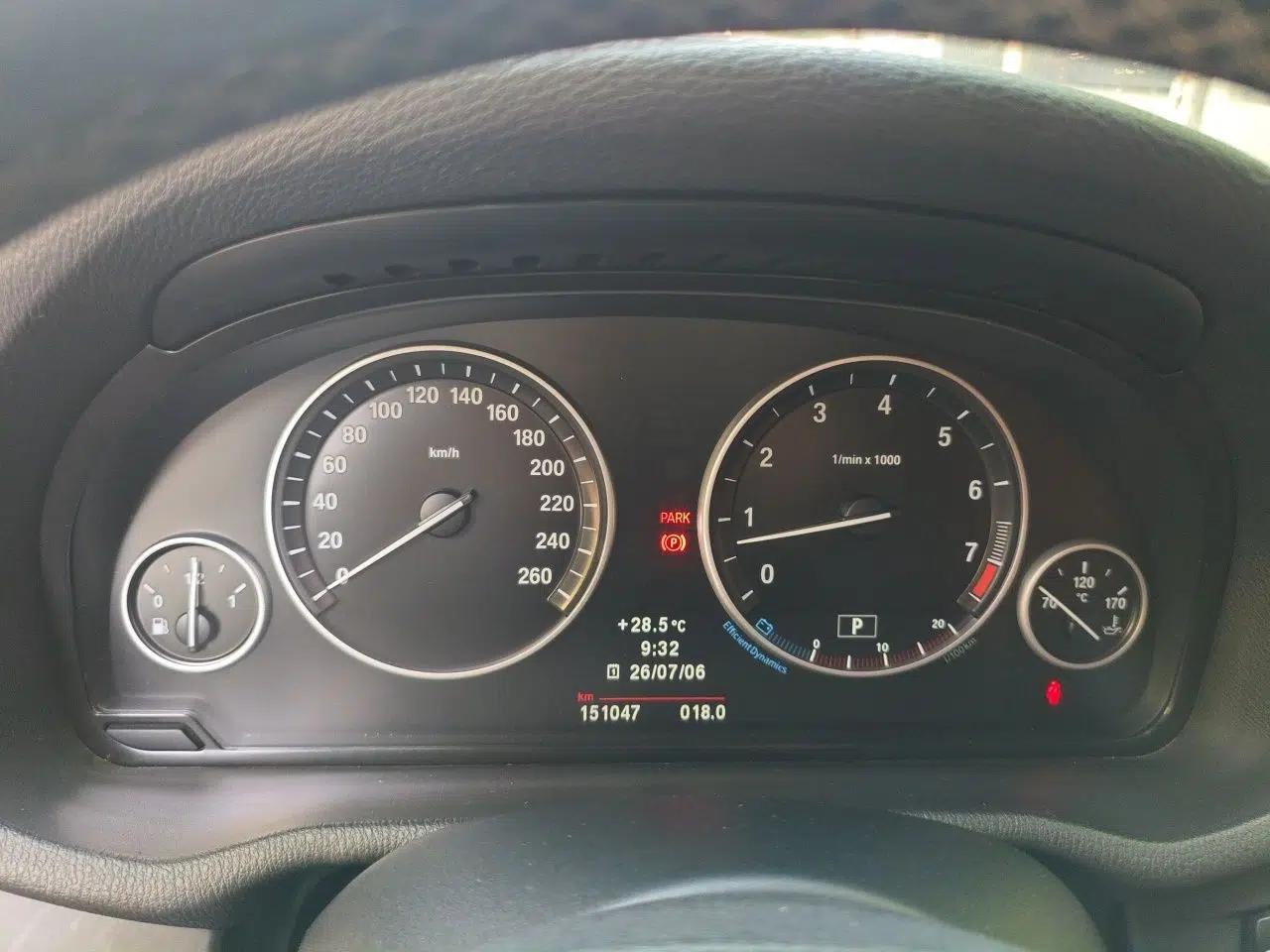 BMW X3 2013 xDrive20i Luxury Edition — миниатюра 11