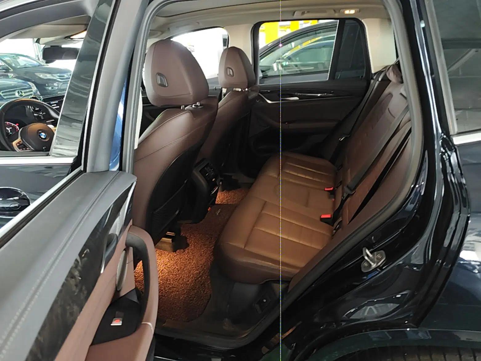 BMW X3 2020 xDrive30i Luxury Model with M Sport Package — миниатюра 20