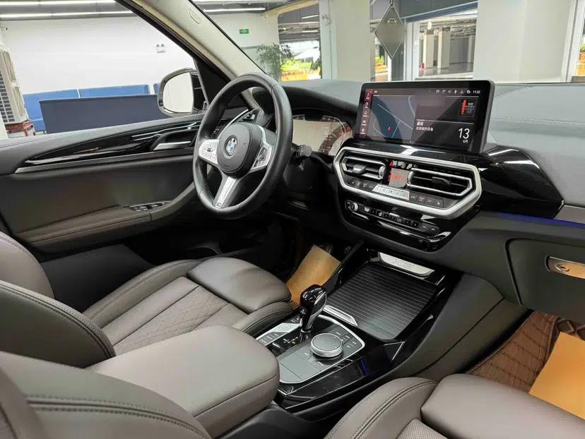 BMW X3 2022 Restyled xDrive25i M Sport Package — миниатюра 9