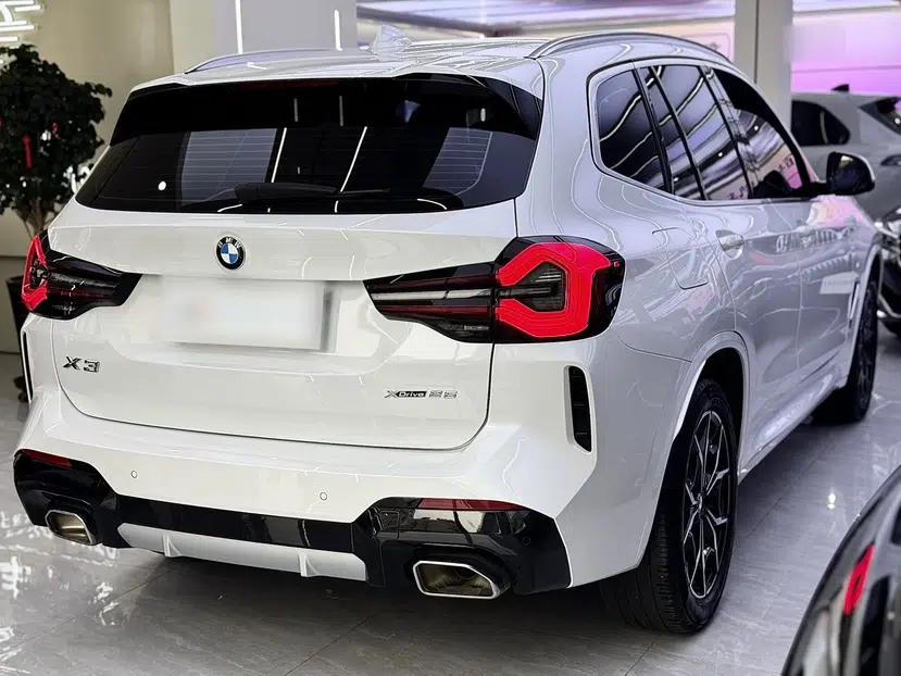 BMW X3 2022 xDrive25i M Sport Package — миниатюра 6