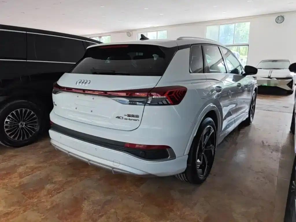 Audi Q4 e-tron 2023 Model 40 e-tron Trailblazer — миниатюра 7
