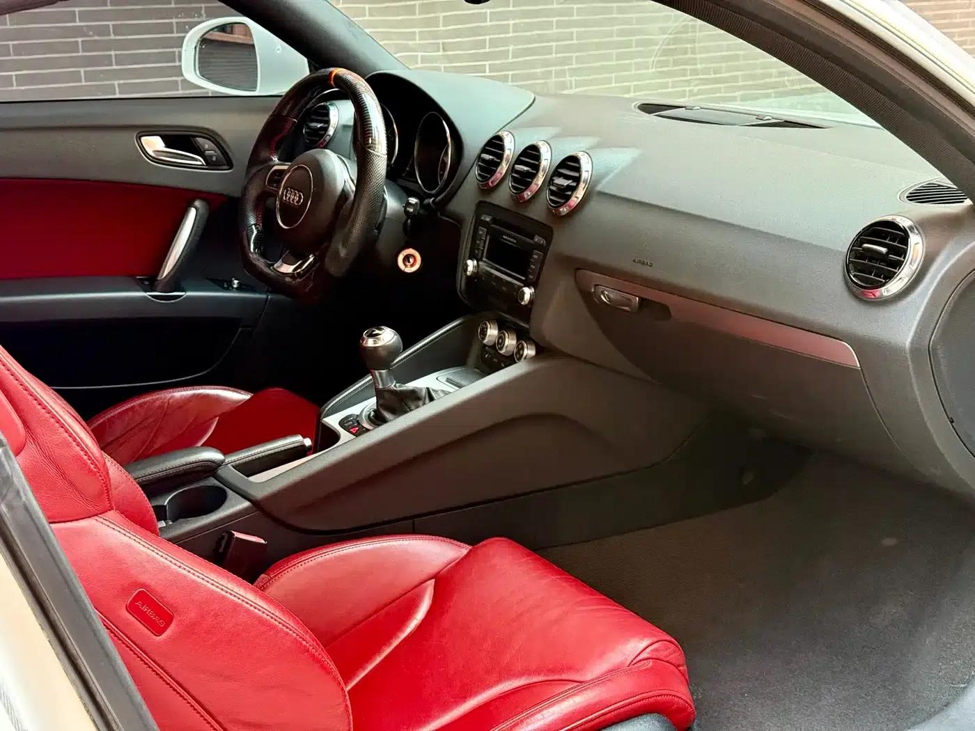 2011 Audi TT Coupe 2.0TFSI quattro — миниатюра 12