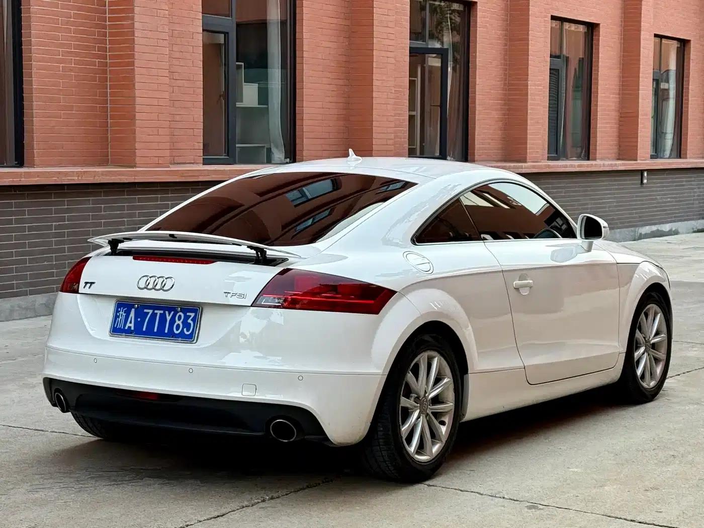 2011 Audi TT Coupe 2.0TFSI quattro — миниатюра 4