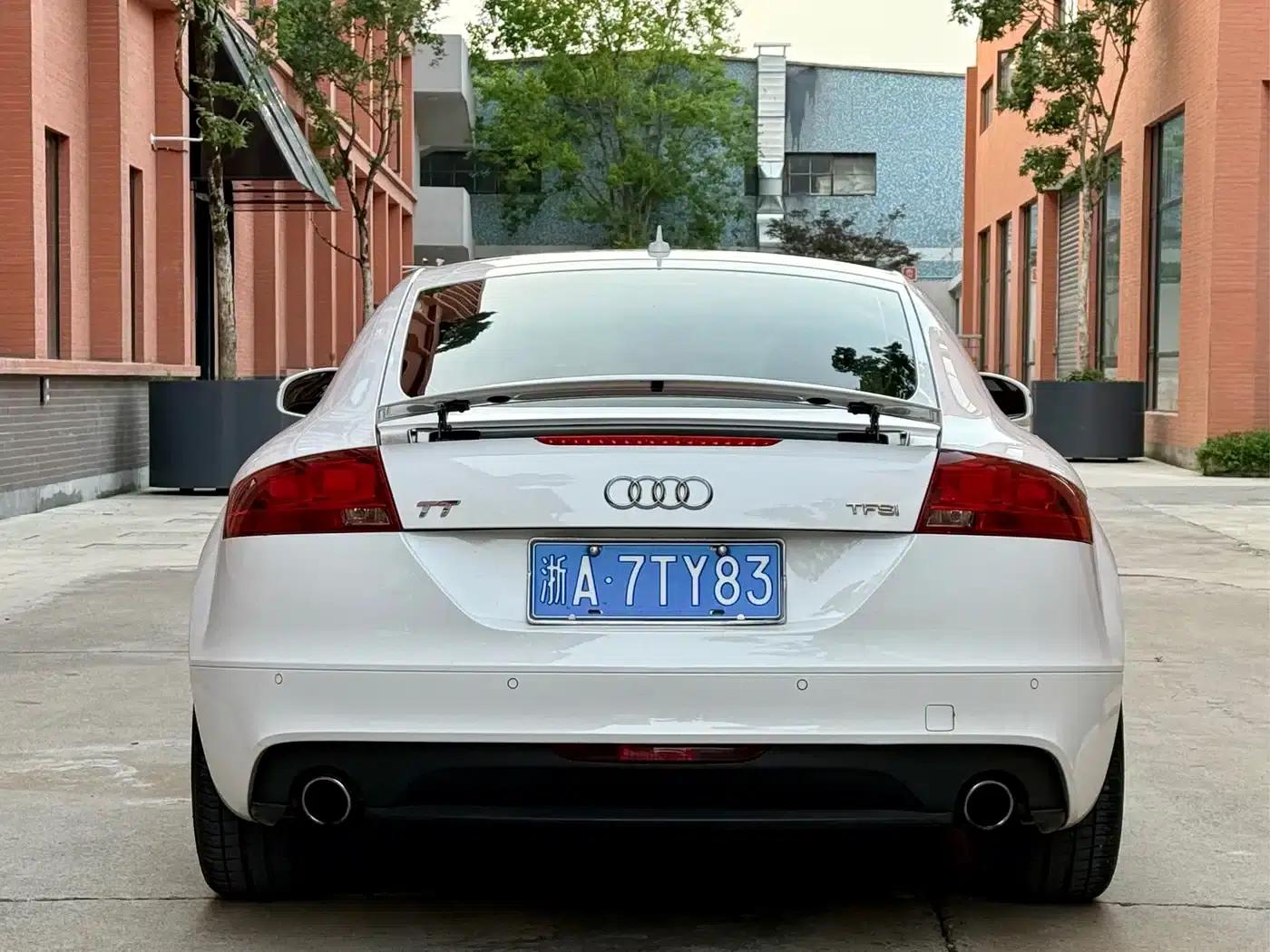 2011 Audi TT Coupe 2.0TFSI quattro — миниатюра 5