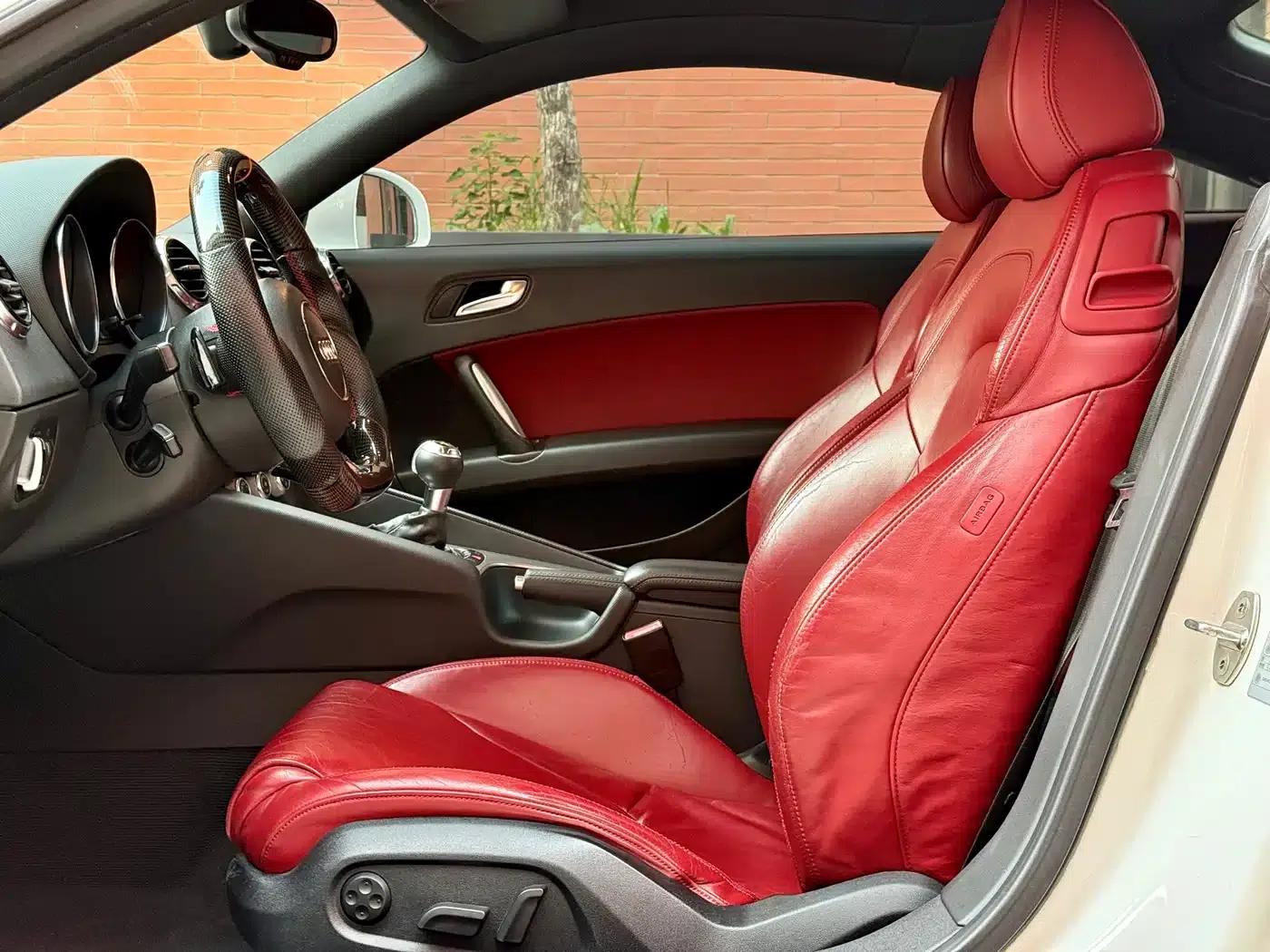 2011 Audi TT Coupe 2.0TFSI quattro — миниатюра 8