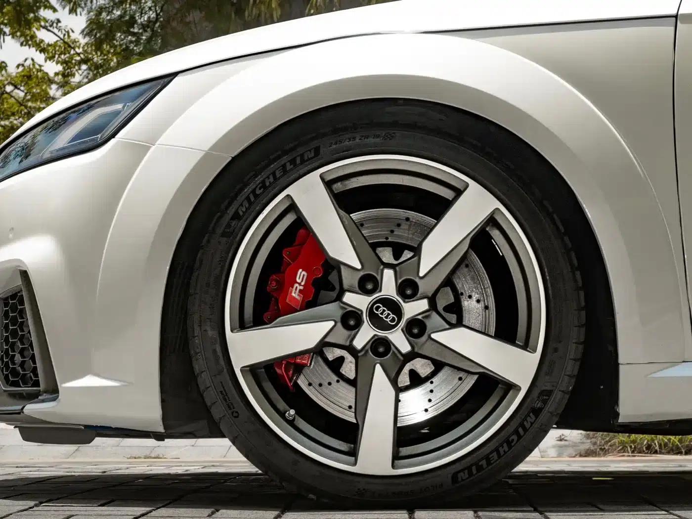 Audi TT RS 2017 TT RS 2.5T Coupe — миниатюра 13