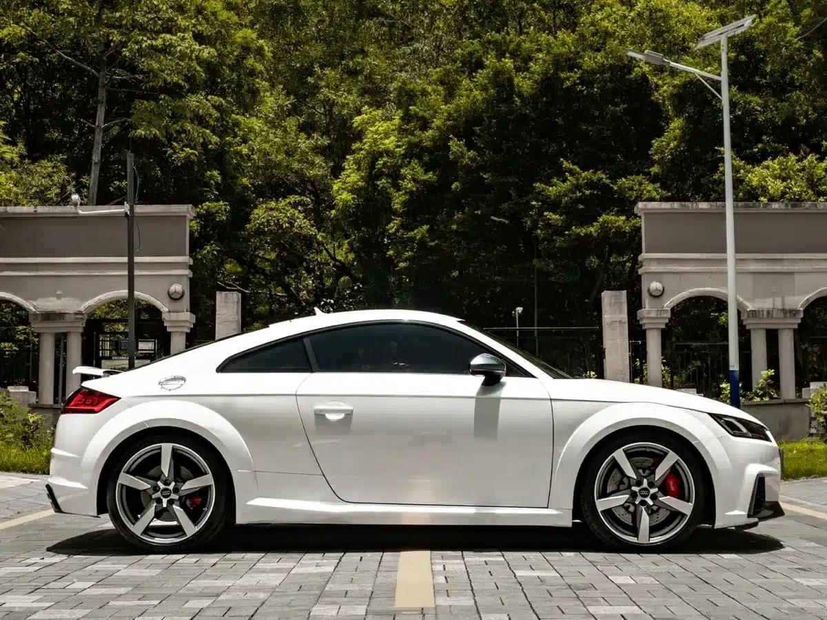 Audi TT RS 2017 TT RS 2.5T Coupe — миниатюра 4