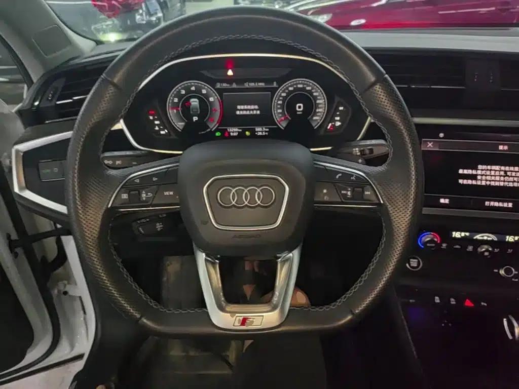 Audi Q3 Sportback 2022 40 TFSI Fashion Edition — миниатюра 11
