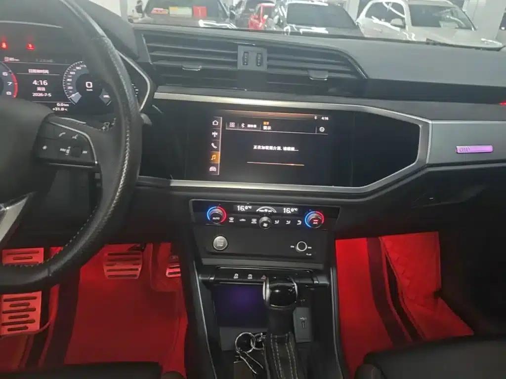 Audi Q3 Sportback 2020 40 TFSI Fashion Edition — миниатюра 13