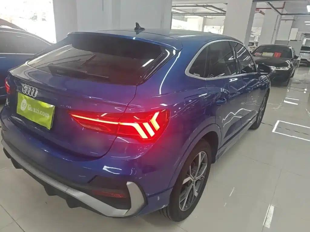 Audi Q3 Sportback 2020 40 TFSI Fashion Edition — миниатюра 7
