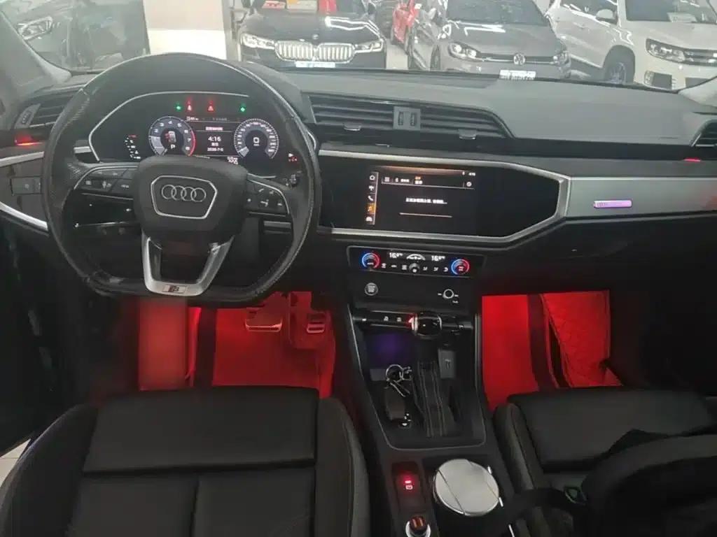 Audi Q3 Sportback 2020 40 TFSI Fashion Edition — миниатюра 10