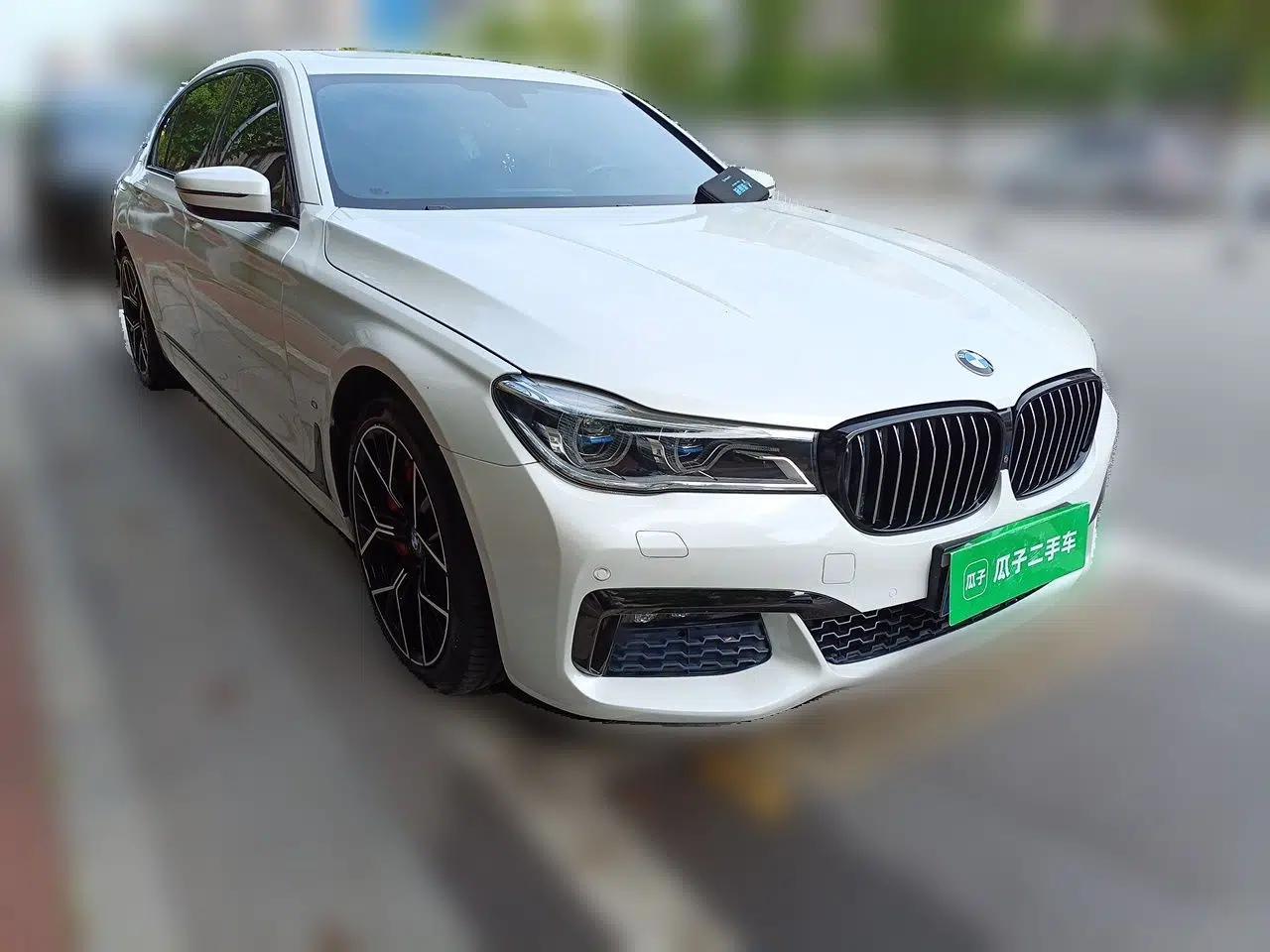 BMW 7 Series New Energy 2018 740Le xDrive — миниатюра 3