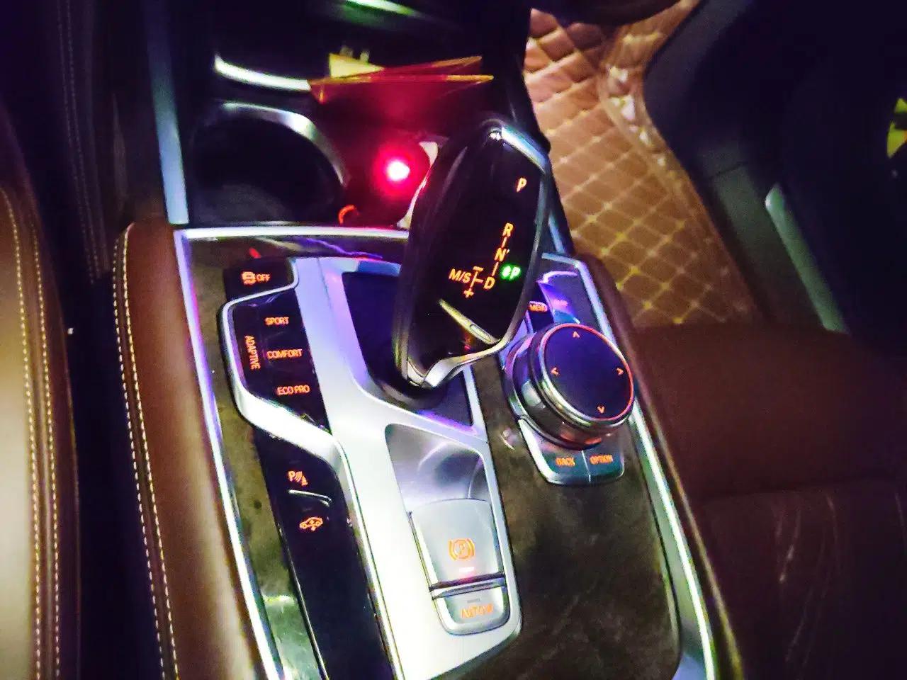 BMW 7 Series 2016 740Li Luxury Edition — миниатюра 14