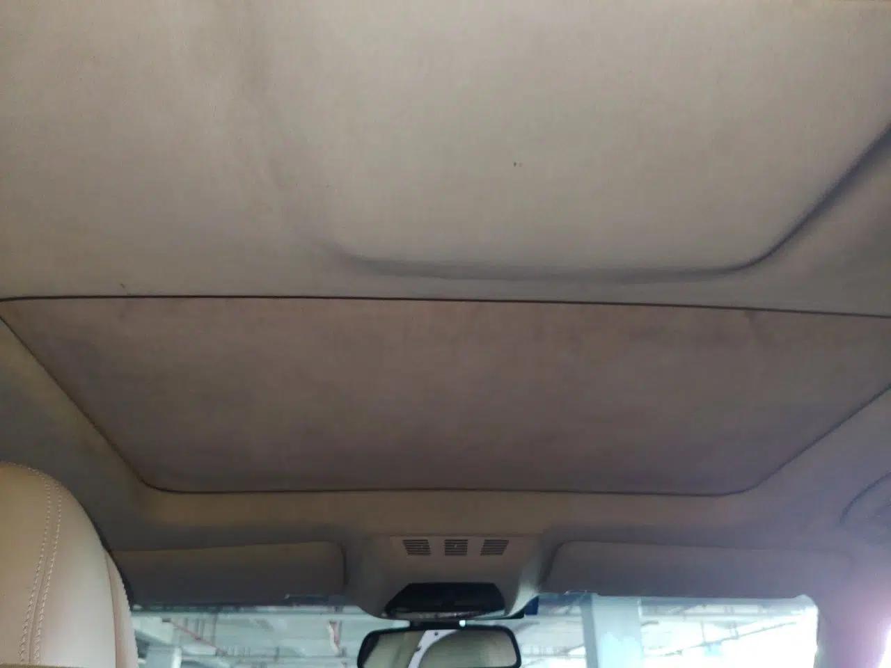 BMW 7 Series 2010 750Li — миниатюра 18