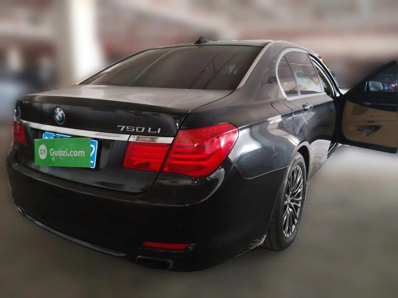 BMW 7 Series 2010 750Li — миниатюра 6