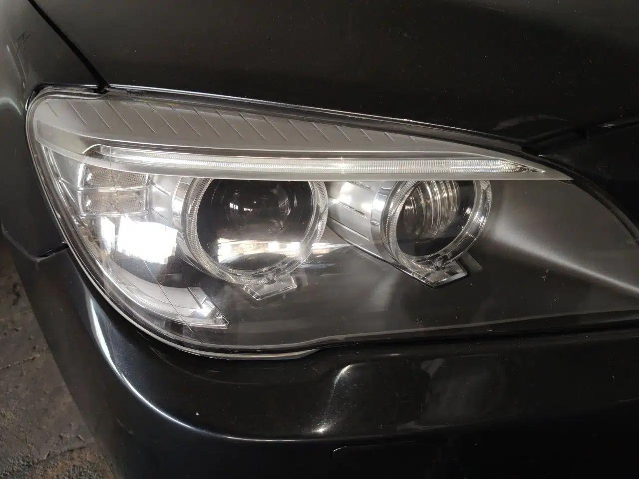 BMW 7 Series 2010 750Li — миниатюра 7