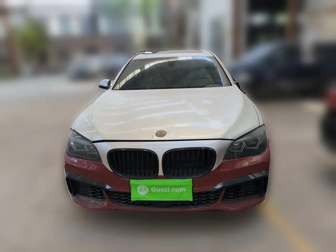 BMW 7 Series 2013 730Li Leading Model — миниатюра 2