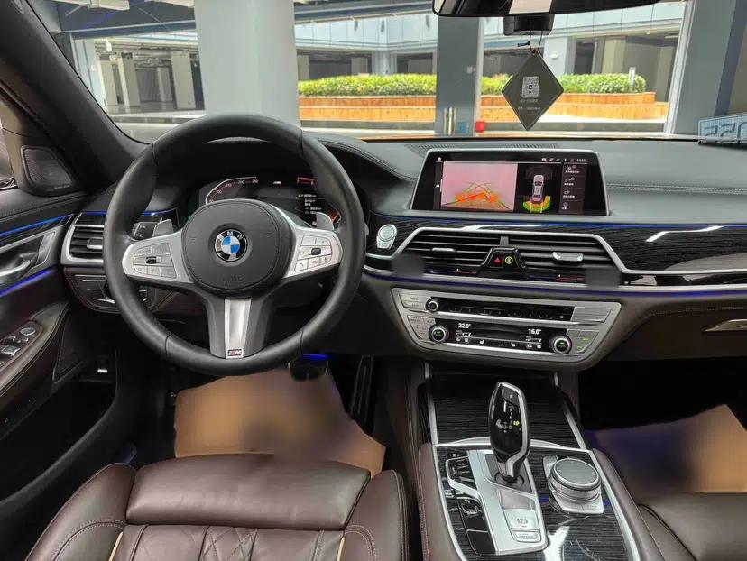 BMW 7 Series 2019 Restyled 730Li M Sport Package — миниатюра 9