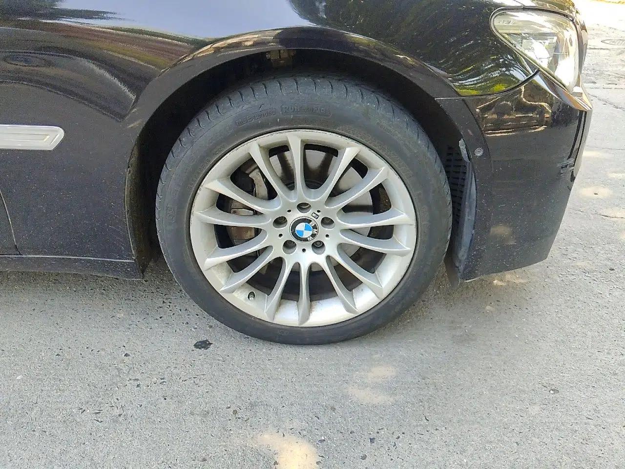 BMW 7 Series 2013 740Li xDrive — миниатюра 8