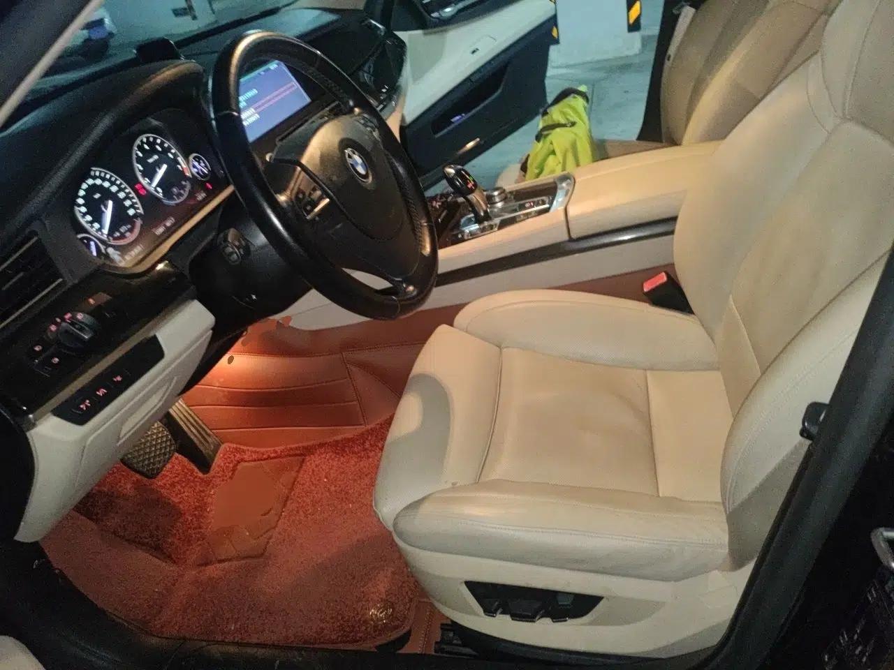 BMW 7 Series 2010 4.4T hybrid version — миниатюра 15