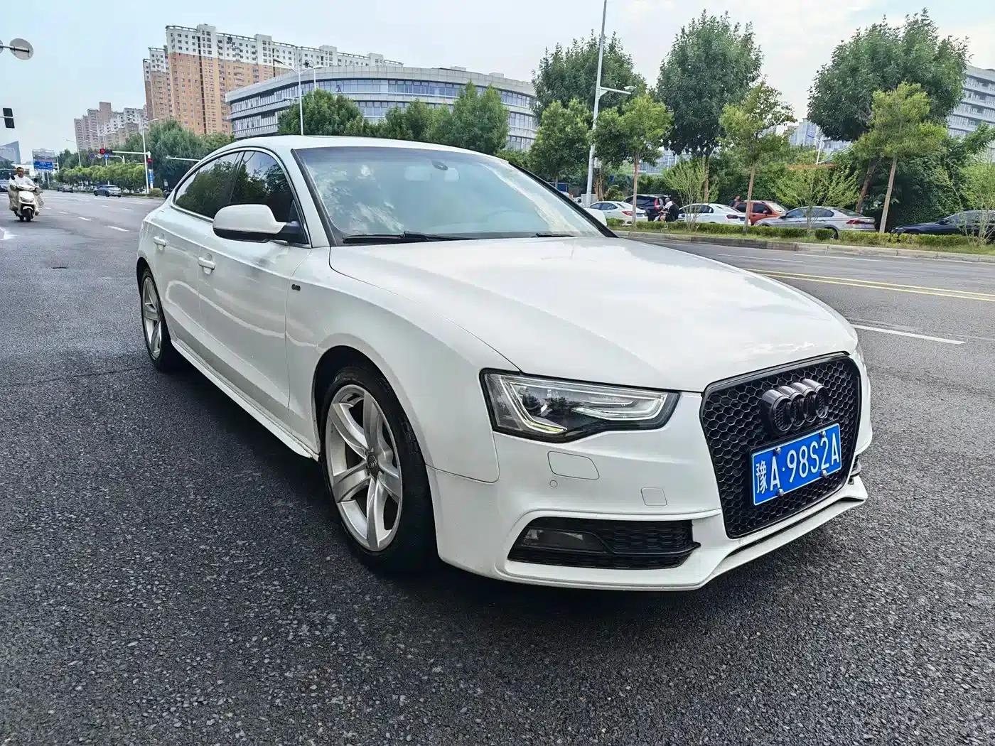 2012 Audi S5 3.0T Sportback — миниатюра 3