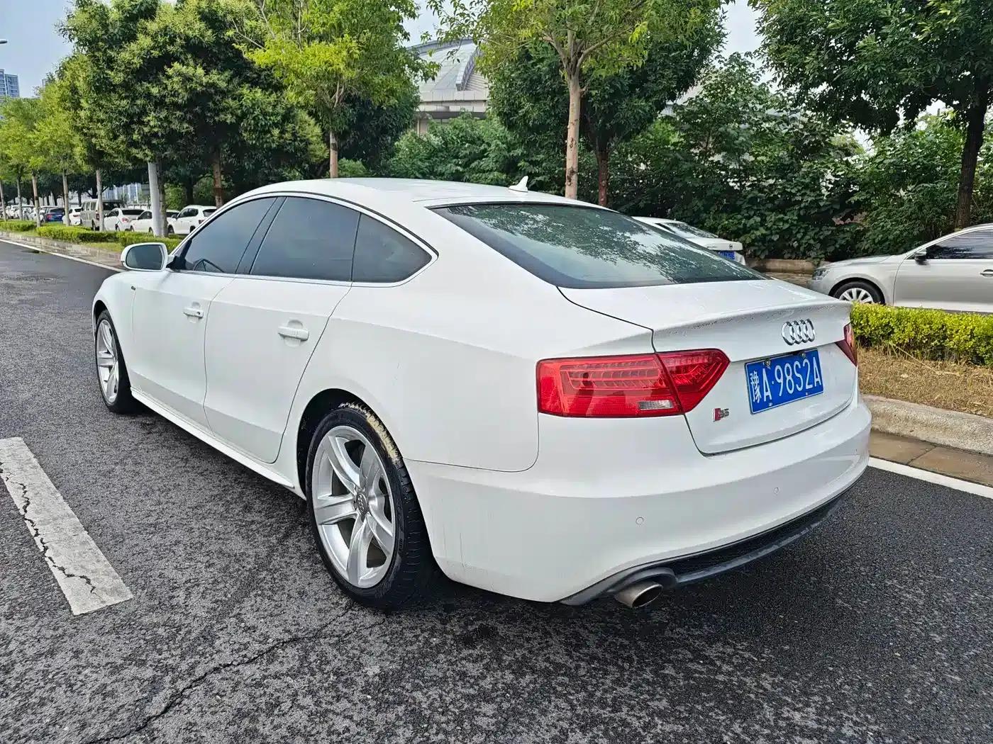 2012 Audi S5 3.0T Sportback — миниатюра 7