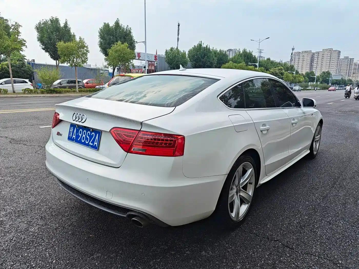 2012 Audi S5 3.0T Sportback — миниатюра 9