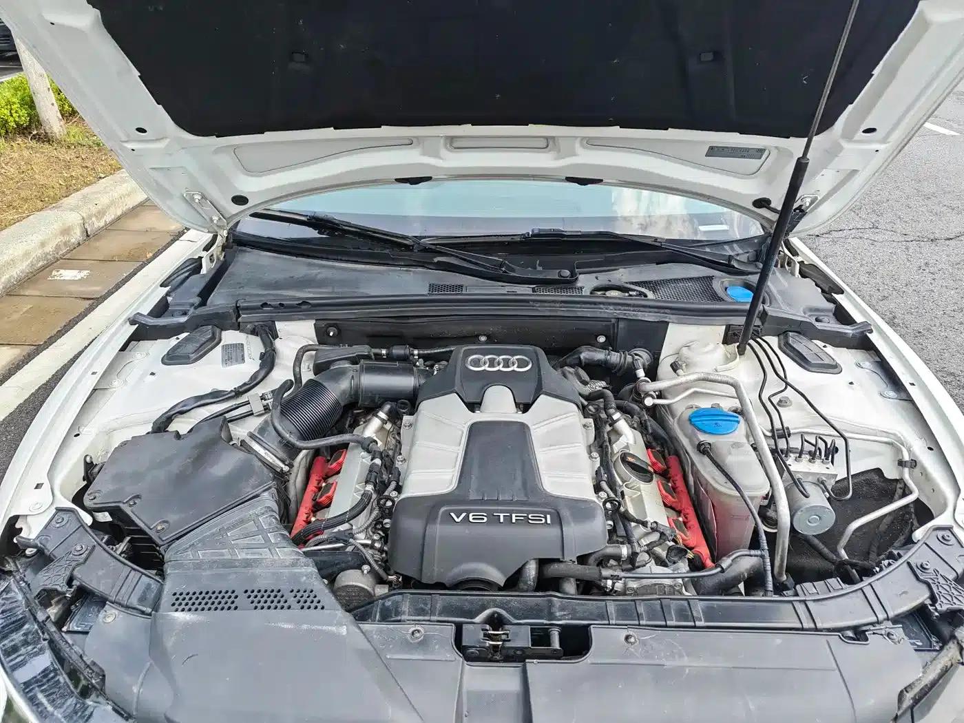 2012 Audi S5 3.0T Sportback — миниатюра 10
