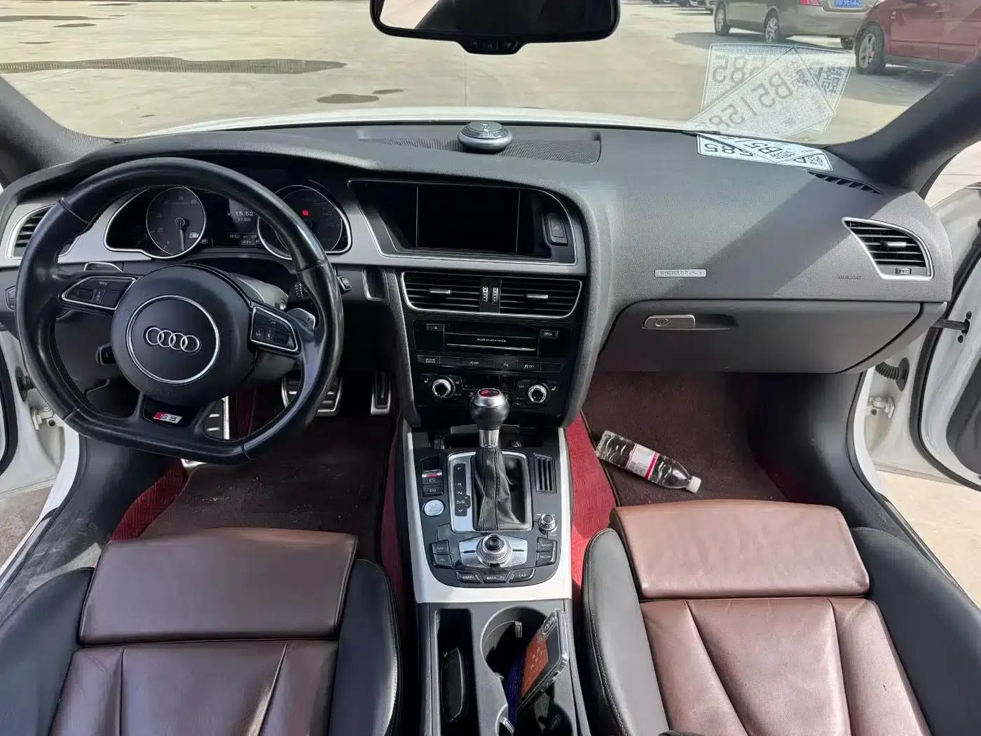 2012 Audi S5 3.0T Sportback — миниатюра 4