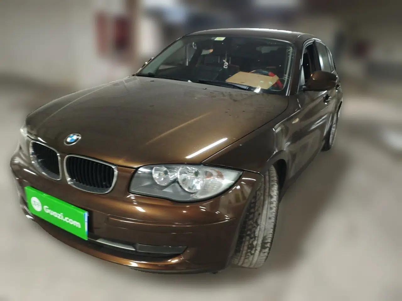 BMW 1 Series 2011 120i two-door coupe — миниатюра 1