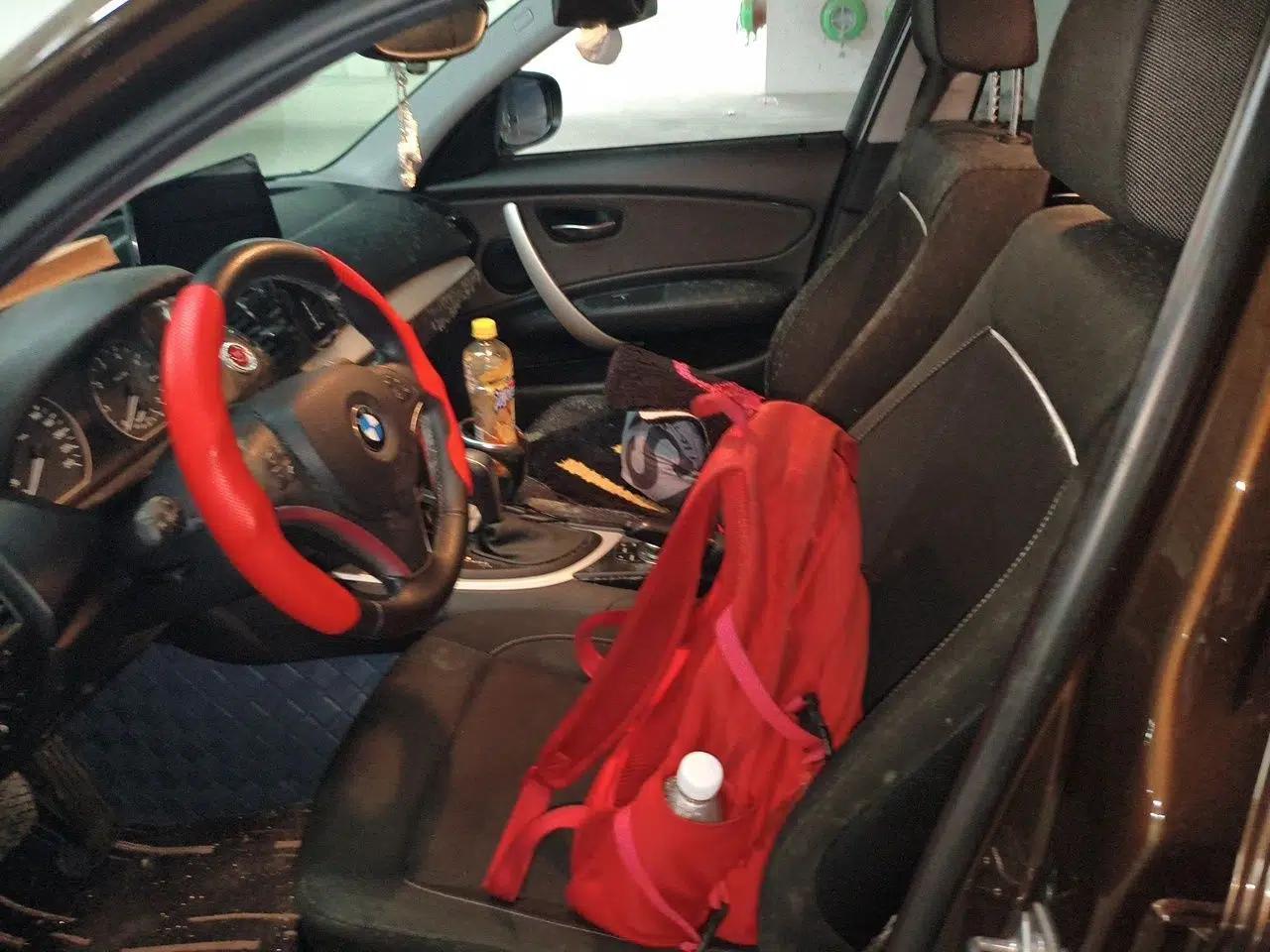 BMW 1 Series 2011 120i two-door coupe — миниатюра 15