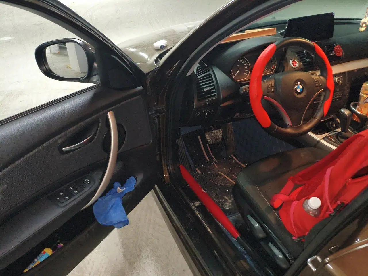 BMW 1 Series 2011 120i two-door coupe — миниатюра 16