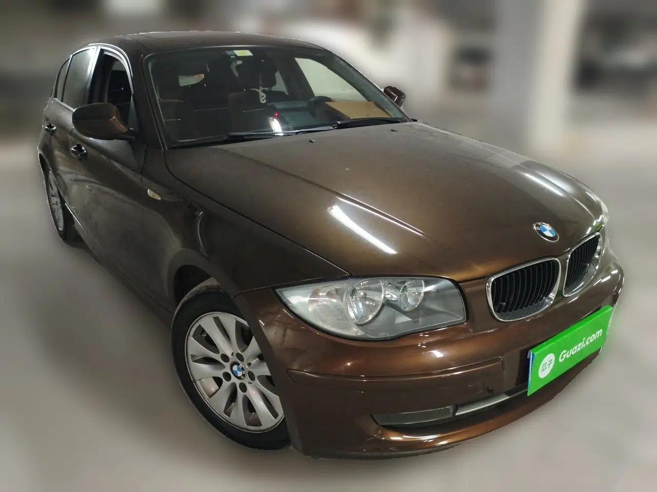 BMW 1 Series 2011 120i two-door coupe — миниатюра 3