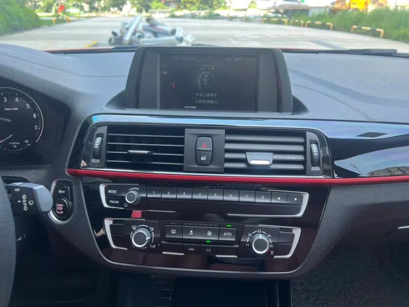 BMW 1 Series 2018 118i Sport Design Package — миниатюра 21