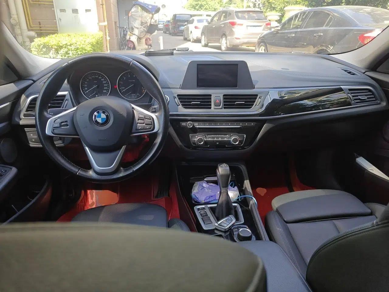 BMW 1 Series 2017 118i Sport Edition — миниатюра 9
