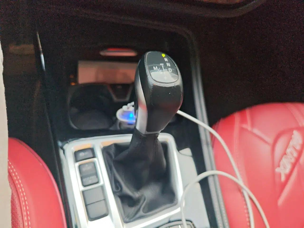 BMW 1 Series 2019 118i M Sport Package — миниатюра 14