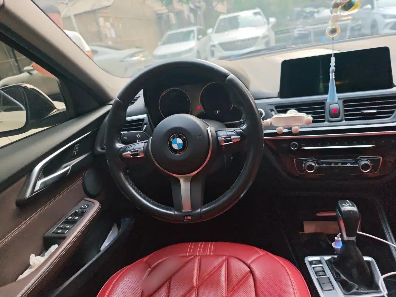 BMW 1 Series 2019 118i M Sport Package — миниатюра 10