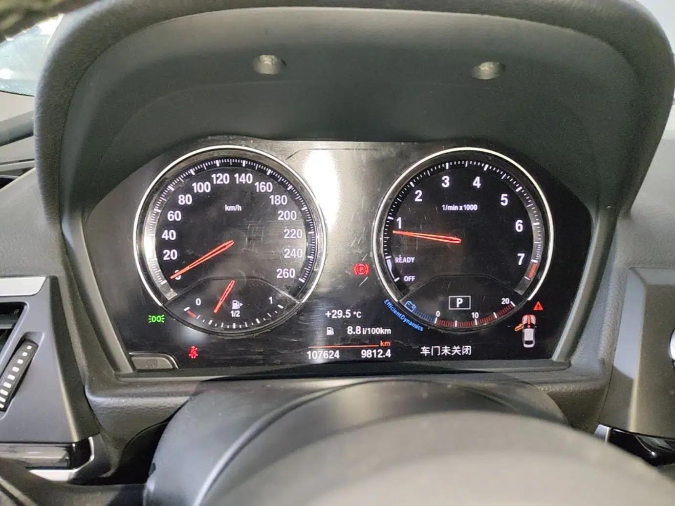 BMW 1 Series 2019 120i Leading Model M Sport Package — миниатюра 14