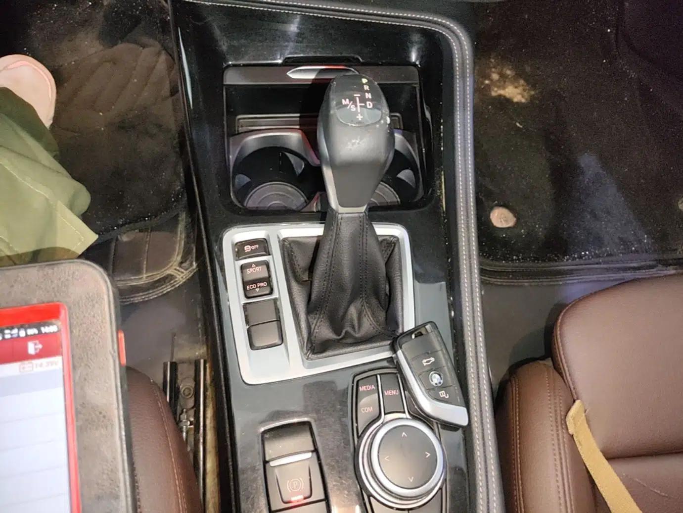 BMW 1 Series 2019 120i Leading Model M Sport Package — миниатюра 16