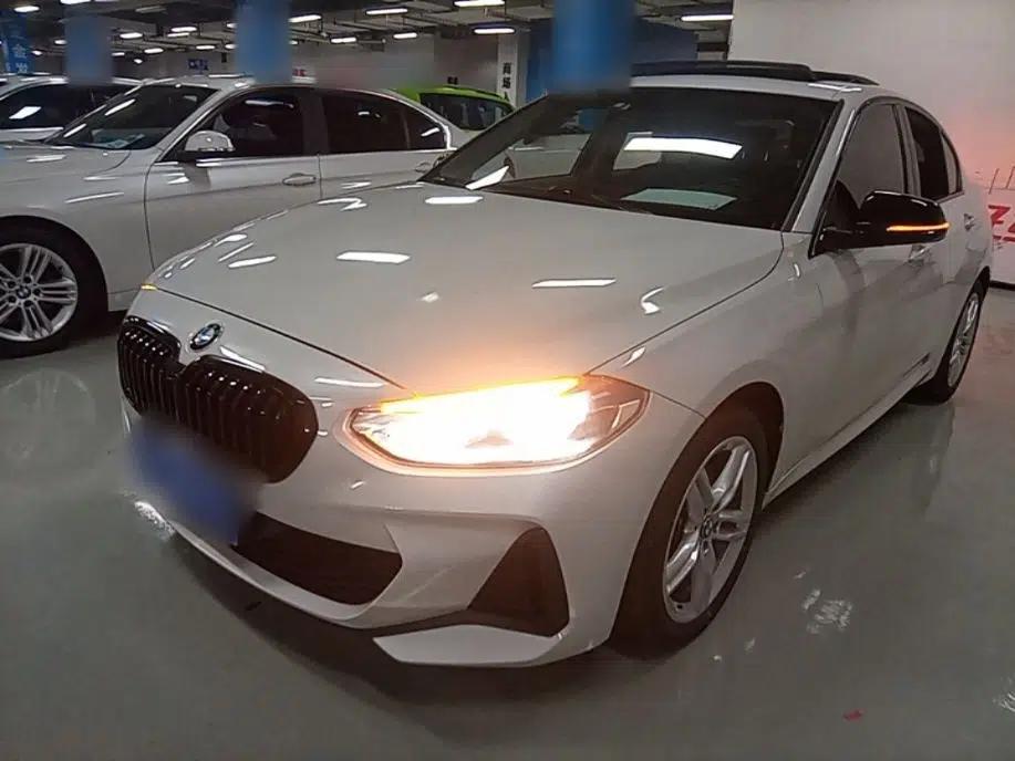 BMW 1 Series 2021 120i M Sport Night Edition — миниатюра 1