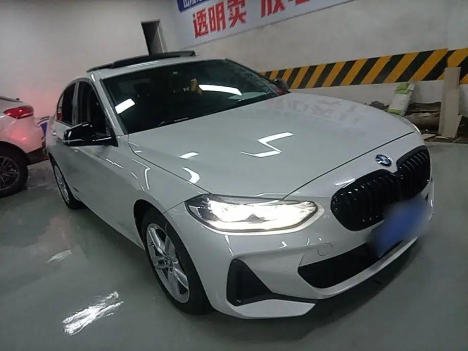 BMW 1 Series 2021 120i M Sport Night Edition — миниатюра 3