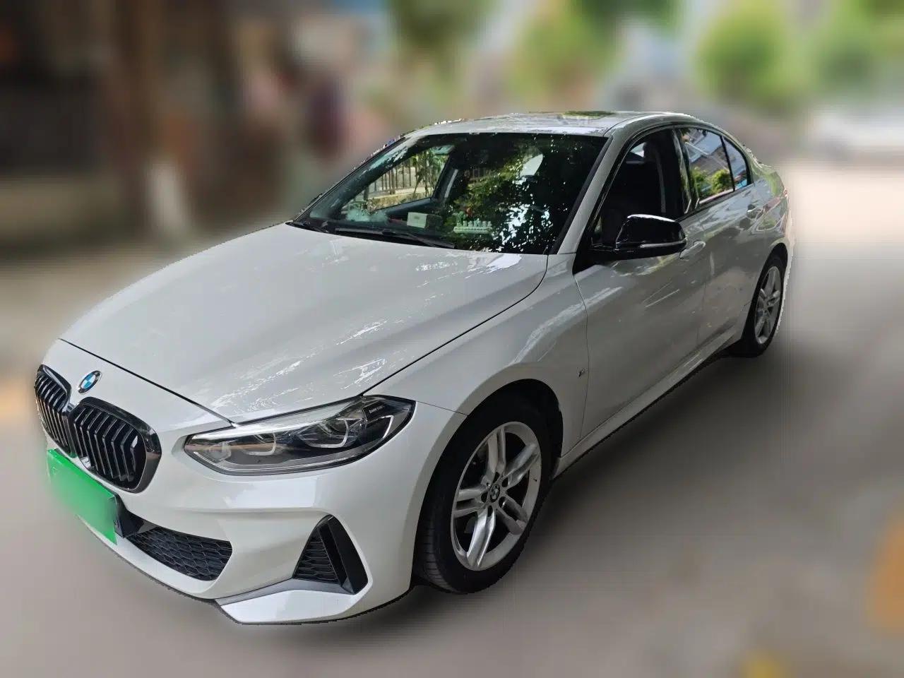 BMW 1 Series 2023 120i M Sport Night Edition — миниатюра 1