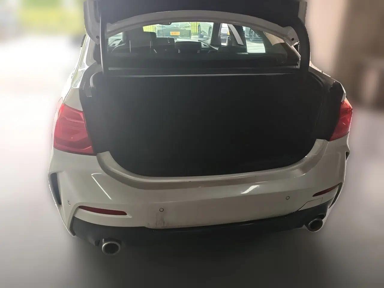 BMW 1 Series 2022 120i M Sport Edition — миниатюра 19