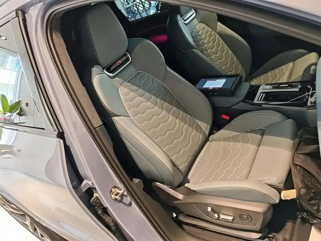 Audi Q6L e-tron 2026 First Edition — миниатюра 25