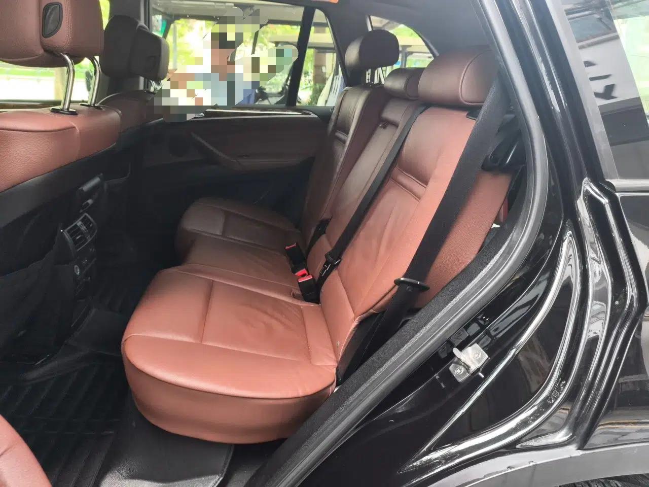 BMW X5 2011 xDrive35i Luxury Model — миниатюра 17